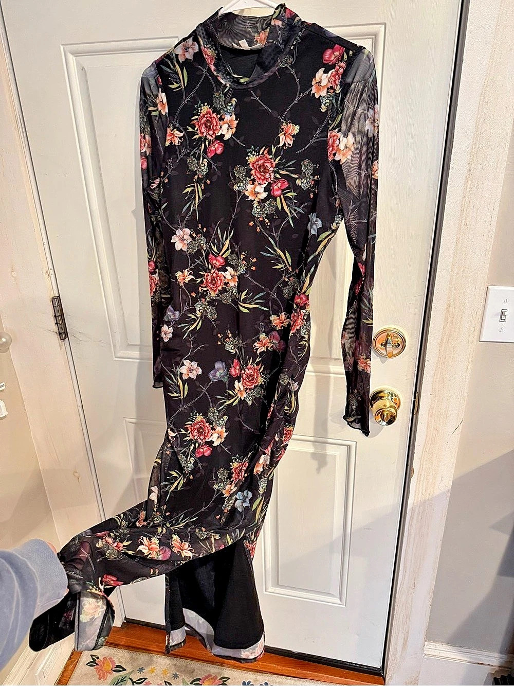 heartloom Warren Dress Floral Midi Dress Black & Pink Size Medium - Picture 3 of 4